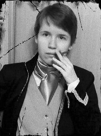 Пола Волски